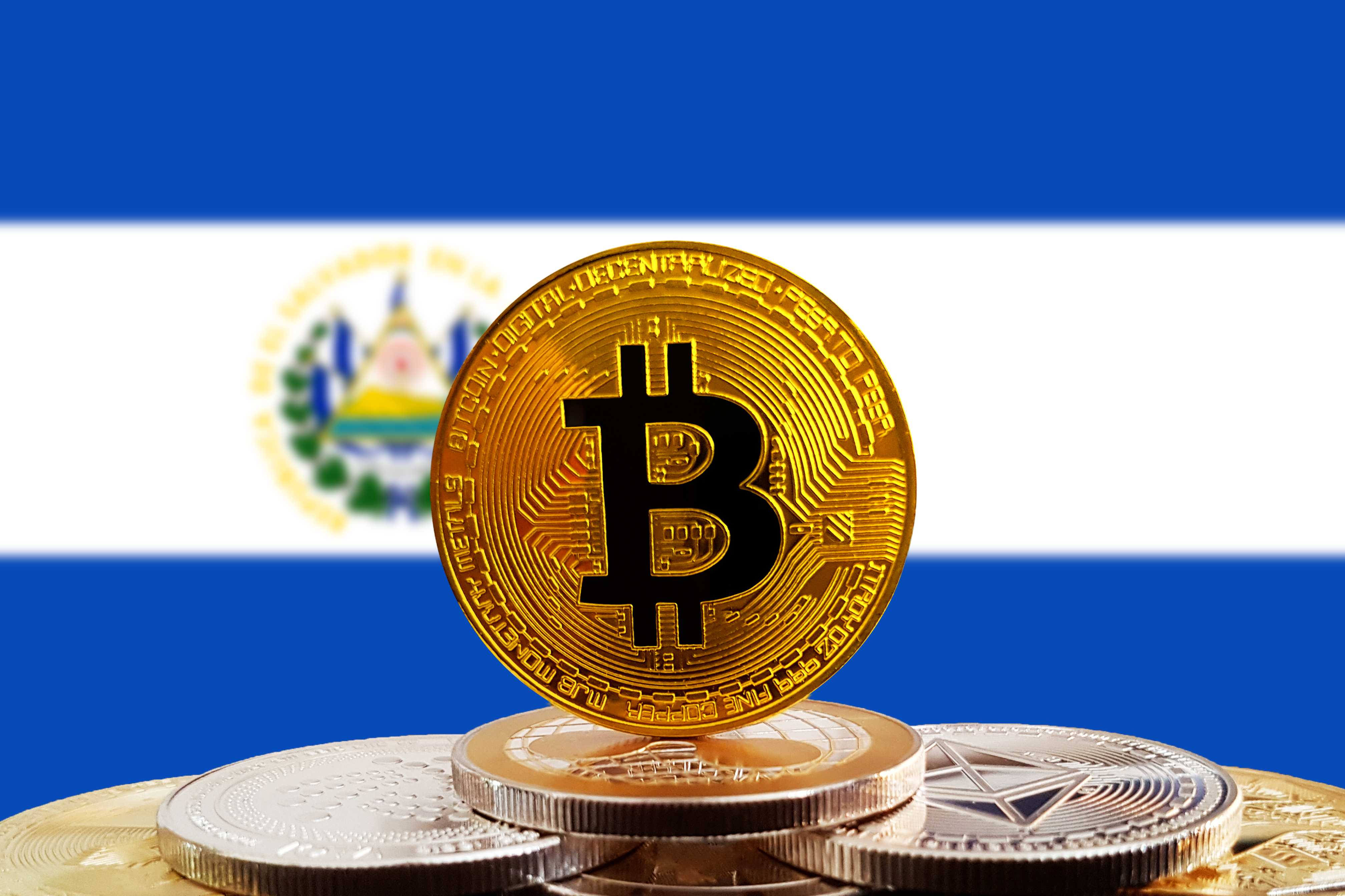 Биткоины сальвадор обмен валюты в москве уралсиб